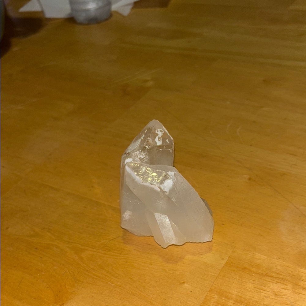 Clear quartz point
